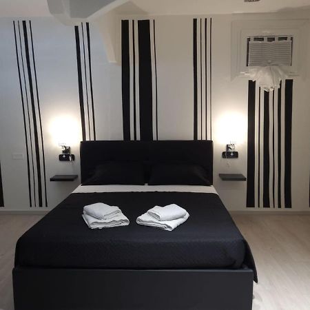 Come Per Incanto Rooms Bosa Eksteriør bilde